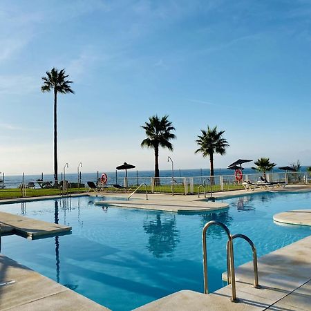 Sunshine Beach Front Complex, Wifi, Modern Casares Exterior photo